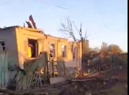 В Бахмуте минимум один человек погиб при обстреле, разрушены дома
